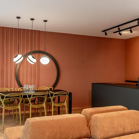Skyluxe Old Town Penthouse Apartment *