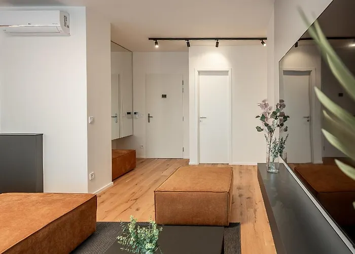 Skyluxe Old Town Penthouse Appartement *