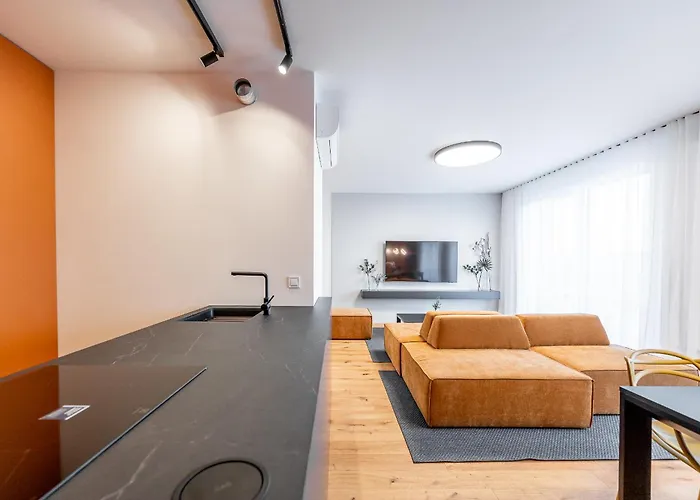 Skyluxe Old Town Penthouse Appartement