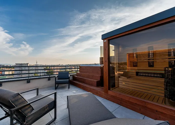 Skyluxe Old Town Penthouse Košice